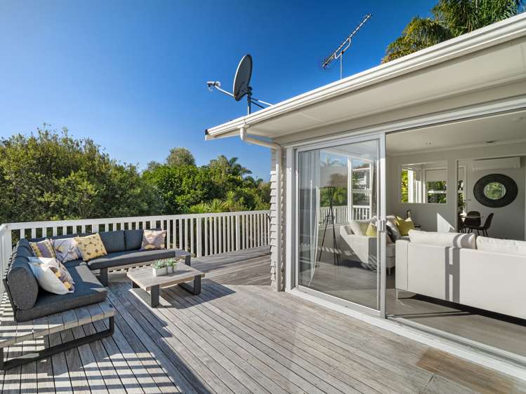 8 Weatherly Road Torbay_12