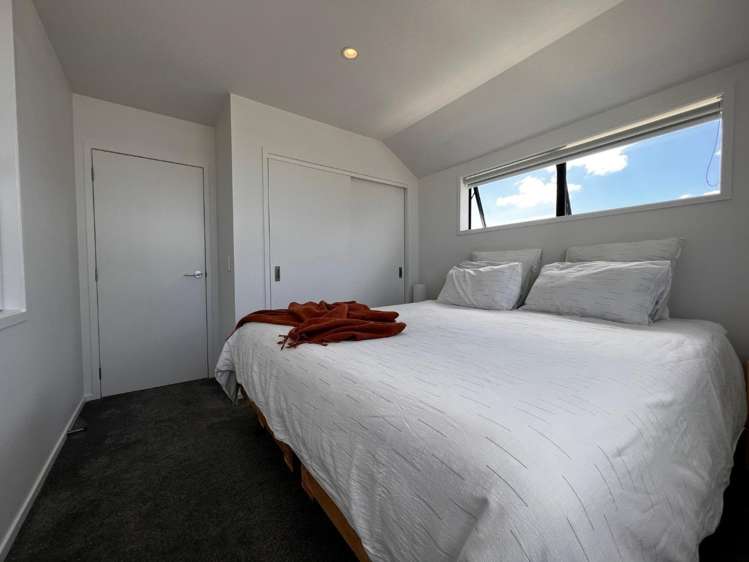 8/6 Saint Leonards Road Kelston_6