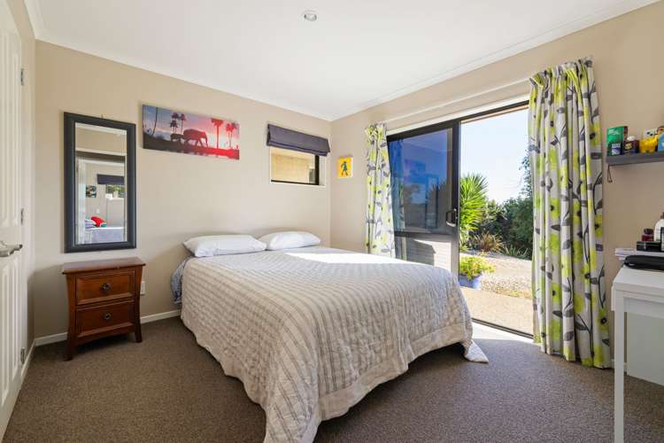 84 Highbrook Way Whatawhata_18