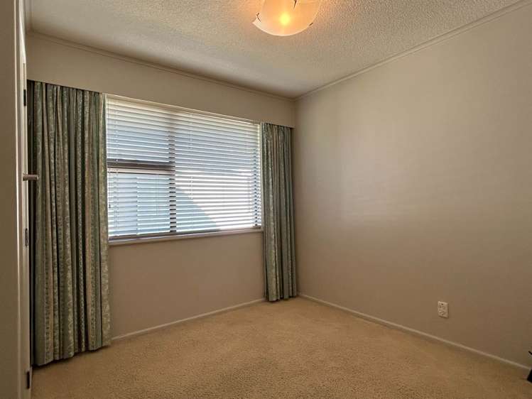 57 Emmett Street Greerton_9