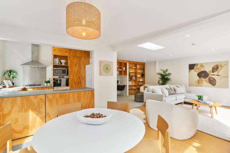 174 Queens Drive Lyall Bay_6