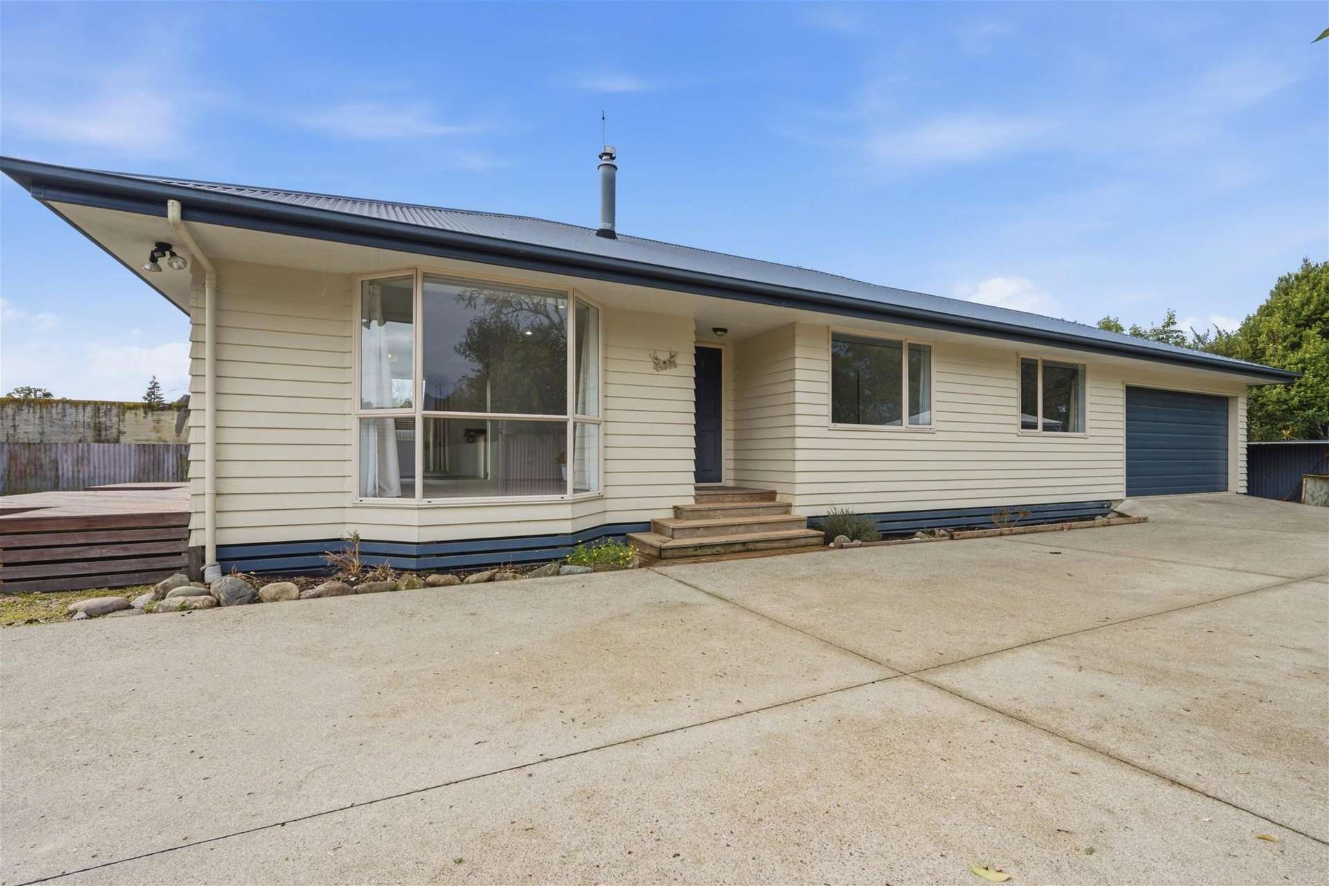 30 Feary Crescent Takaka_0