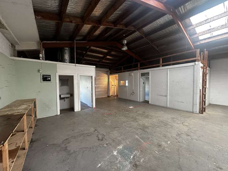 28 Broughton Street South Dunedin_8