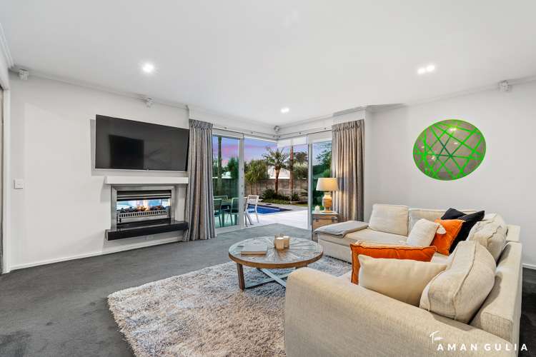 1 Dove Place Schnapper Rock_8