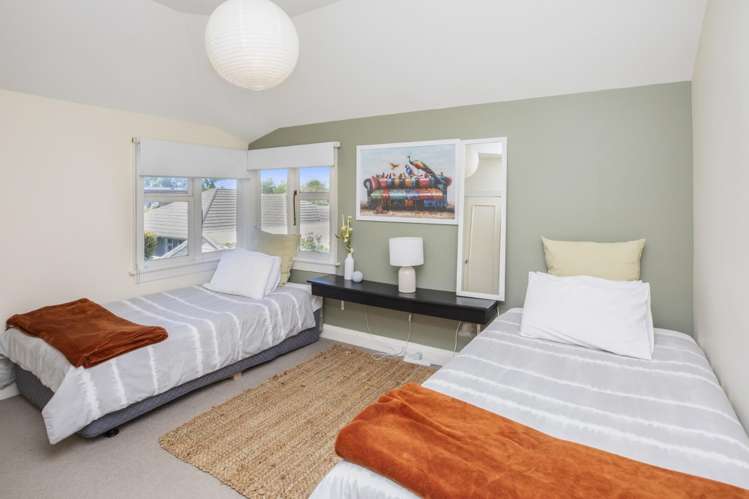 31 Office Road Merivale_11