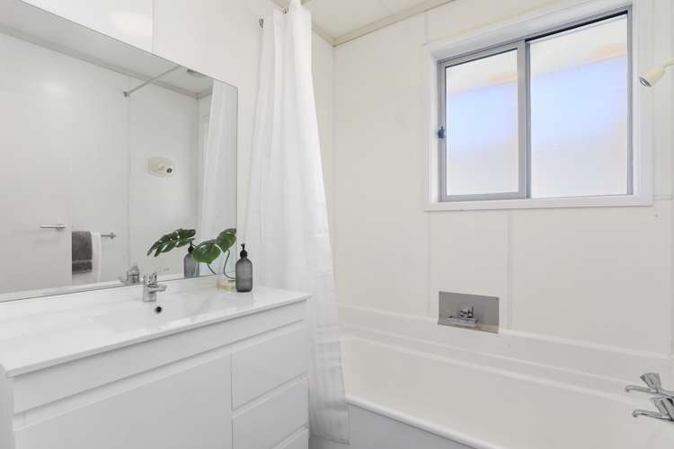 1/231 Queens Road Panmure_9