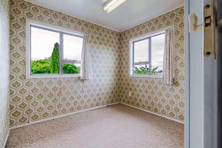 16 Huxley Street Pahiatua_13