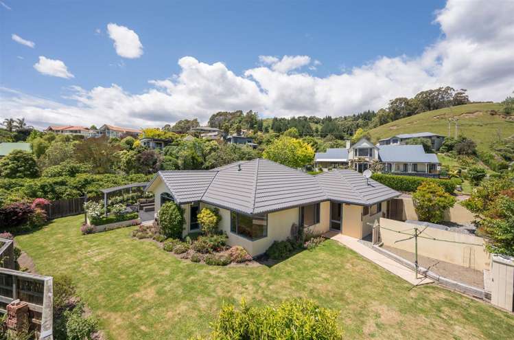 2a Clairmont Heights Stoke_17