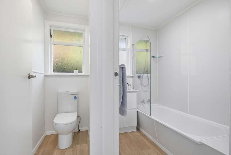 8A Frederick Street Tawa_9