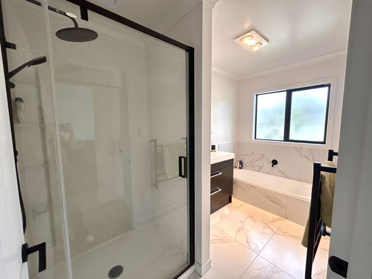 115c Main Road Makaraka_15