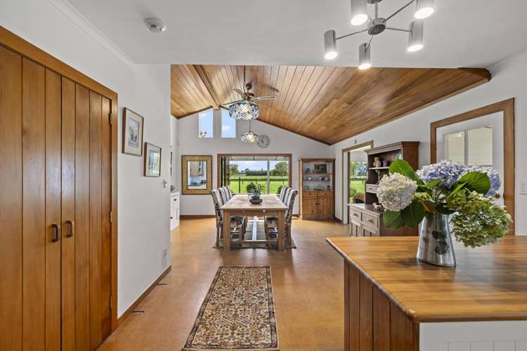 64 Reynolds Road Rotoorangi_13