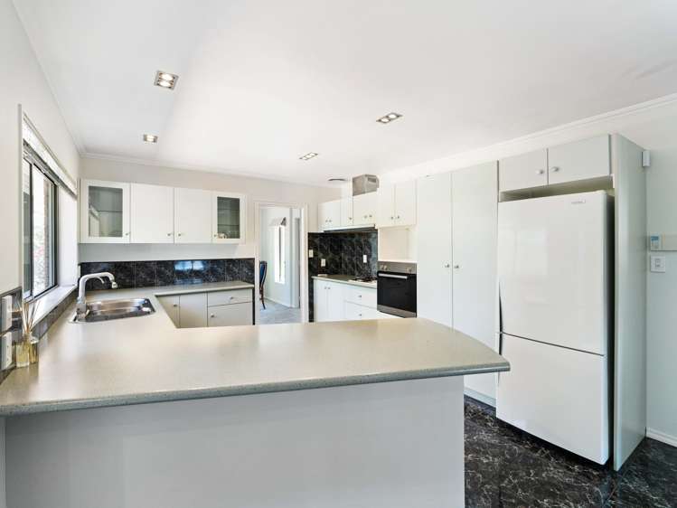 9 Trossach Place Wattle Downs_9