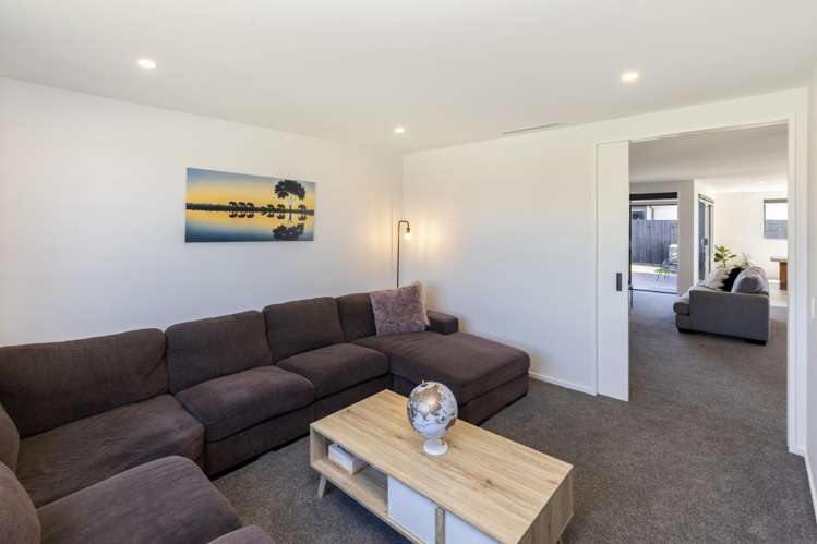 12 Salkeld Place Woodend_11