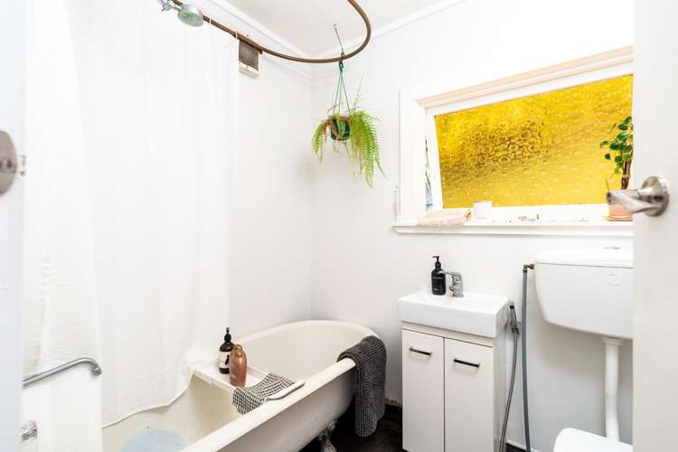 287 Ohiro Road Brooklyn_12