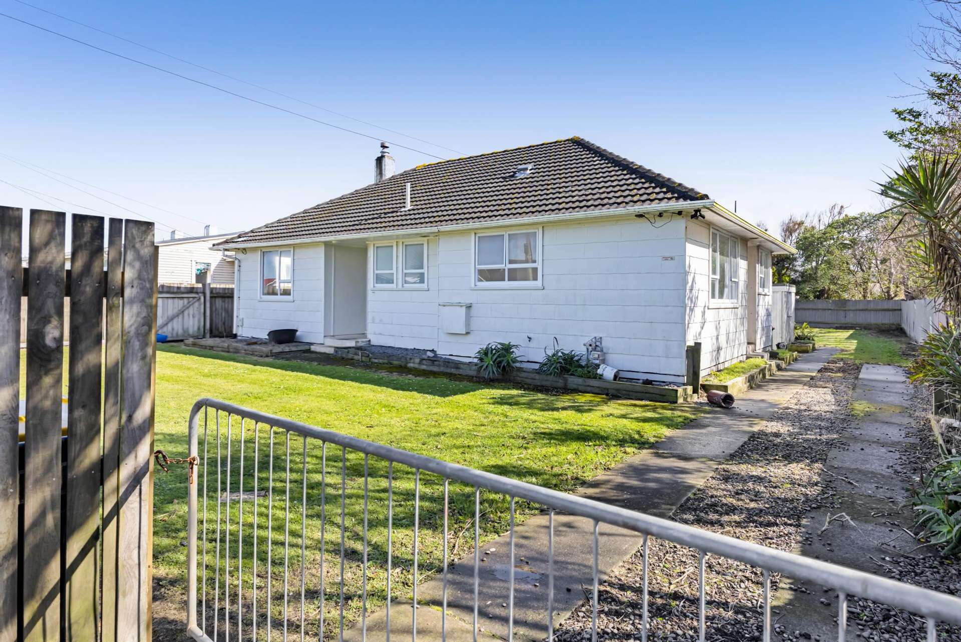 18 Acourt Street Hawera_0