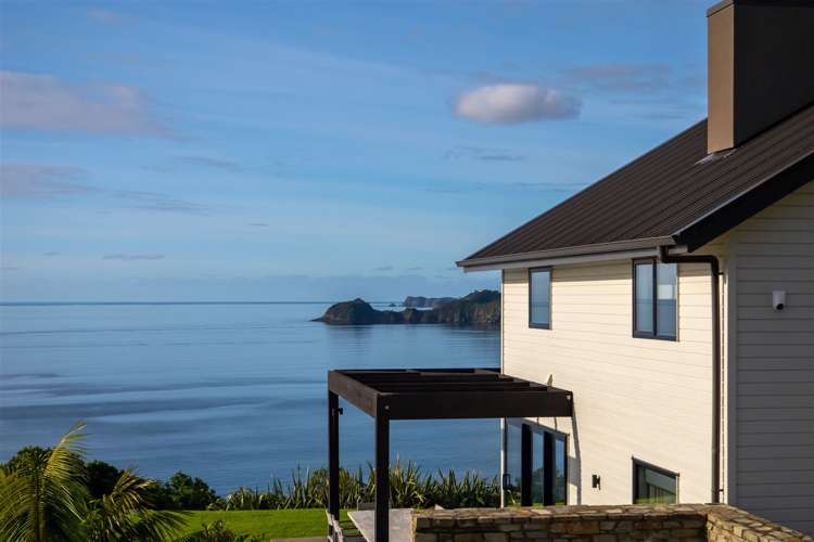 98 Pukematu Lane Russell_32