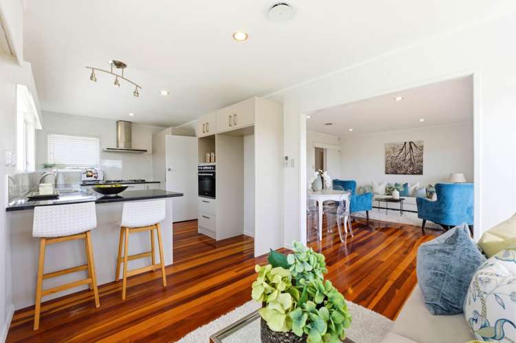 24 Sea Spray Drive Bucklands Beach_8