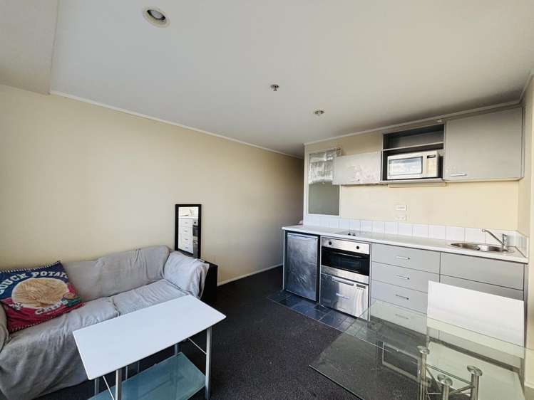402/72 Nelson Street Auckland Central_2