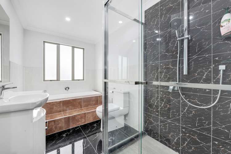 24a Glenross Drive Wattle Downs_13