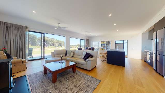 2 Carter Crescent Foxton Beach_2