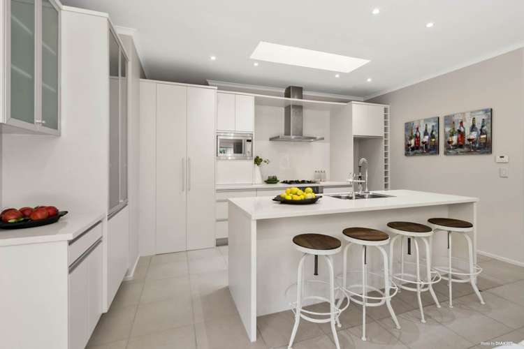 1b Gracechurch Drive Flat Bush_5