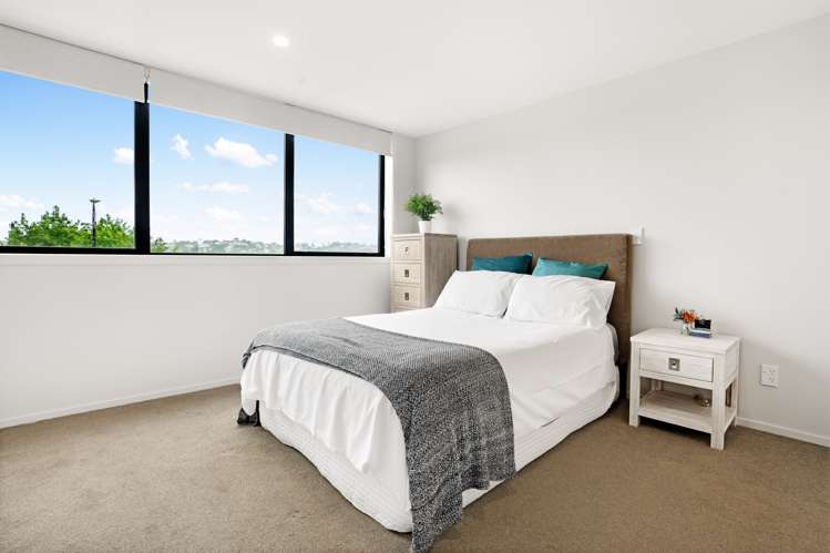 21/4 Stables Lane Silverdale_12