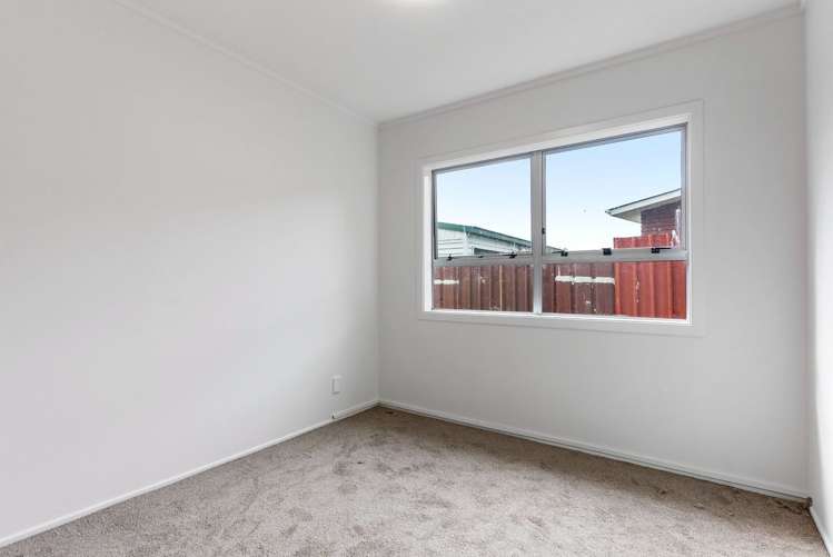 32 IdleWild Avenue Mangere_10