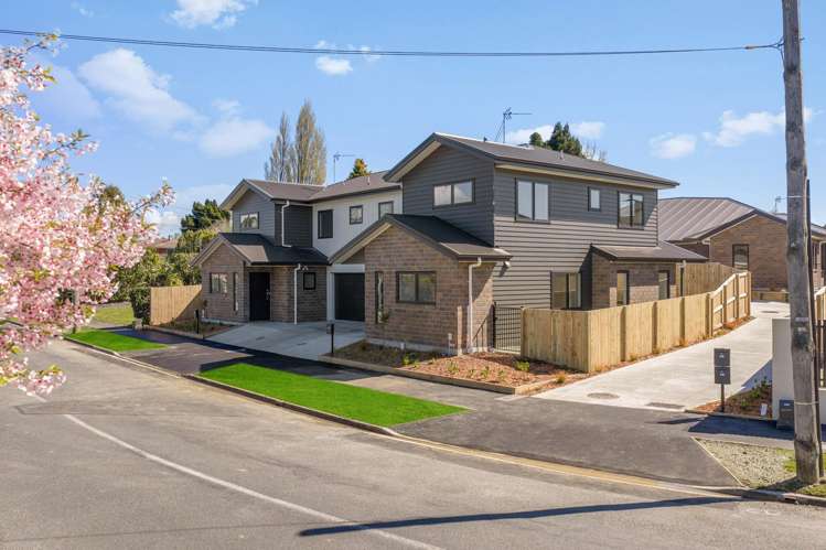1 and 2/23 Wymer Terrace Chartwell_12