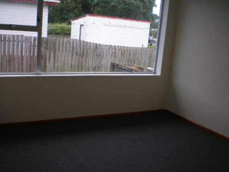 1/12 Dawnhaven Drive Te Atatu Peninsula_9