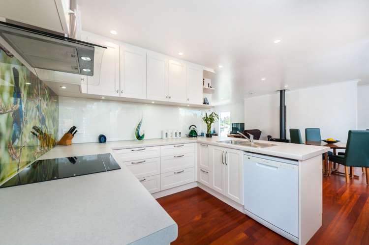 43 Tahi Terrace Glen Eden_11