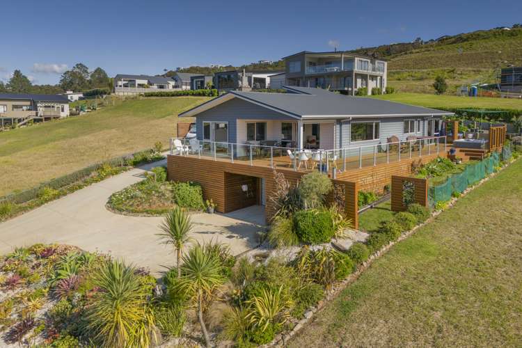 11 Ataahua Views Terrace Whitianga_1