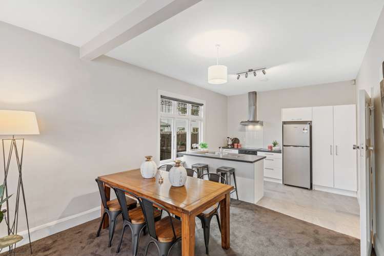 446 Worcester Street Linwood_5