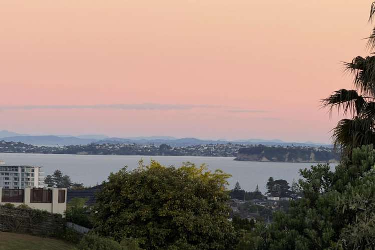 1 Waldorf Crescent Orewa_18