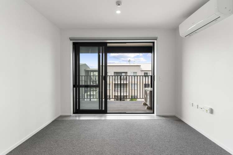 206/28C Eileen Newey Place Henderson_18