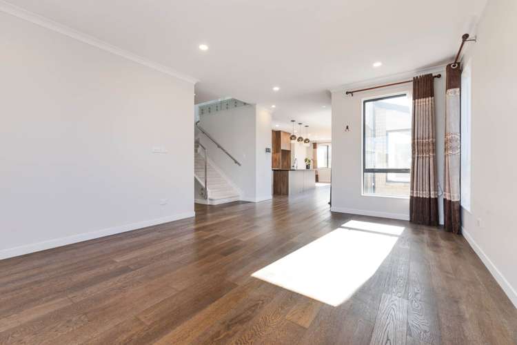 56 Taikura Avenue Red Beach_8