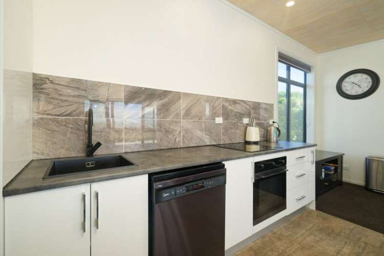 6/622 Claverley Road Hundalee_11