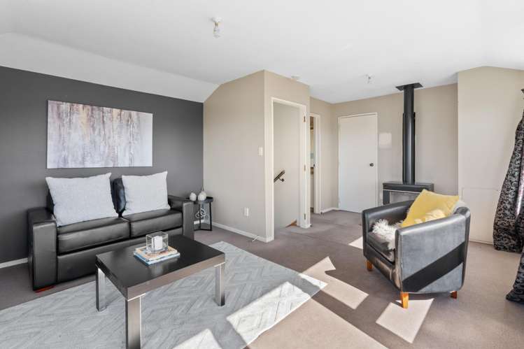 17 Nottingham Crescent Calton Hill_14