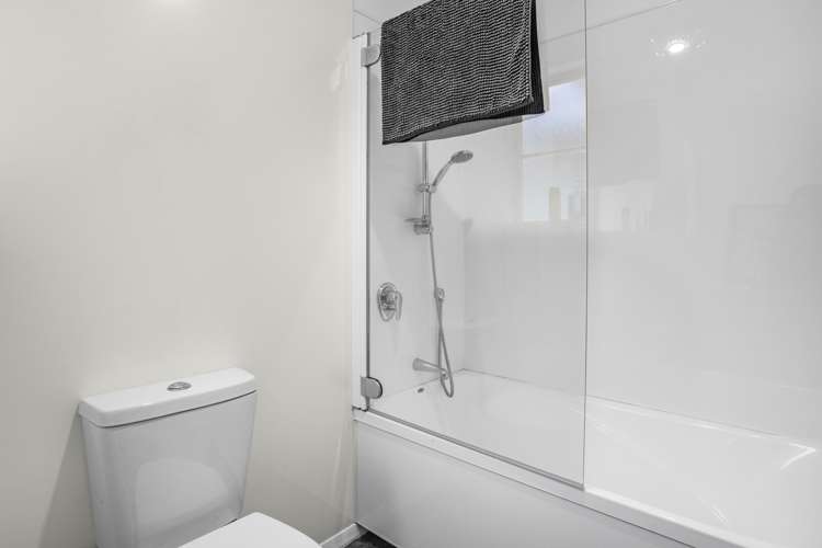 26 Dover Road Wainuiomata_13