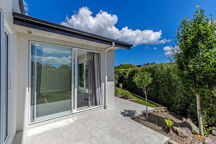 11 Henry Blyth Lane Greenhithe_58