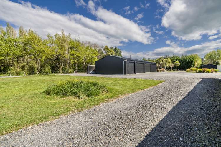 99 Black Road Otatara_16