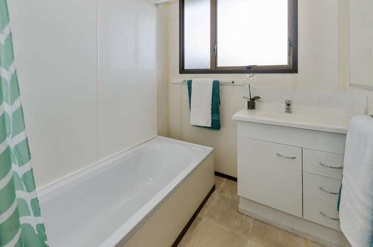 1/29 Kelvin Road Papakura_9