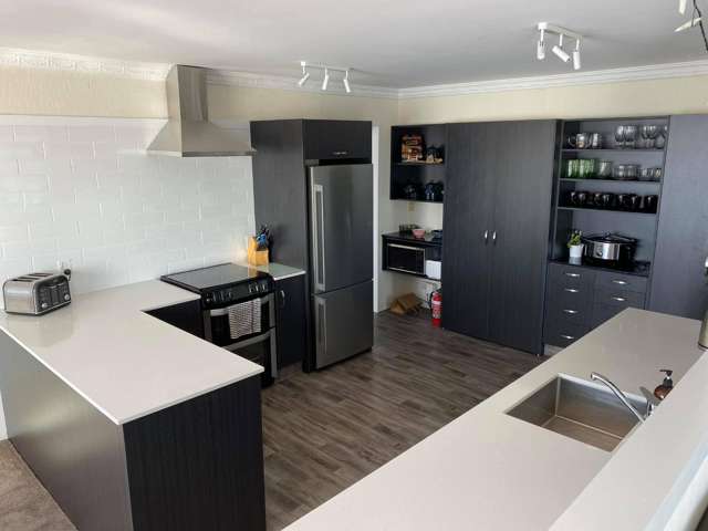 31 Thelma Place 1095_2