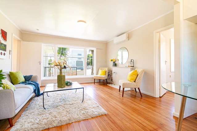 22 White Swan Road Mount Roskill_2