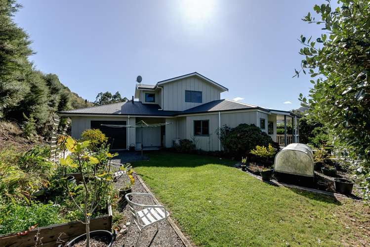 29 Anlaby Road Nikau Valley_12