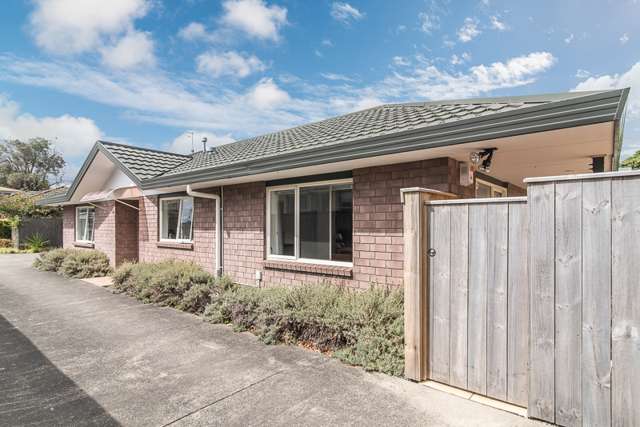 62 Matatua Road Raumati Beach_1