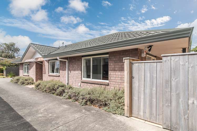 62 Matatua Road Raumati Beach_1