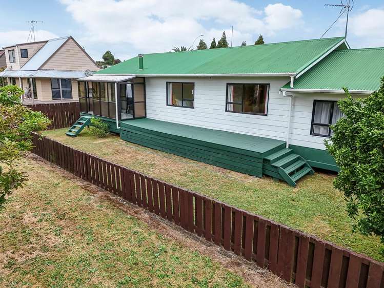 76A Kahikatea Drive Melville_24