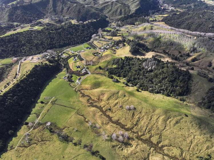 77 Remiger Road Puhoi_6