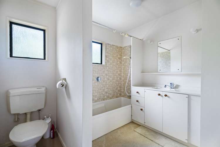 12 Dacre Grove Gulf Harbour_10