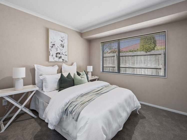 15 Frame Place 1128_8